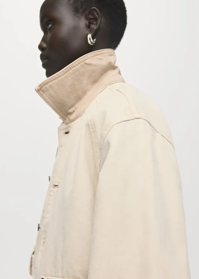 Giacca da lavoro in denim con collo a contrasto Giacca da lavoro in denim con collo a contrasto