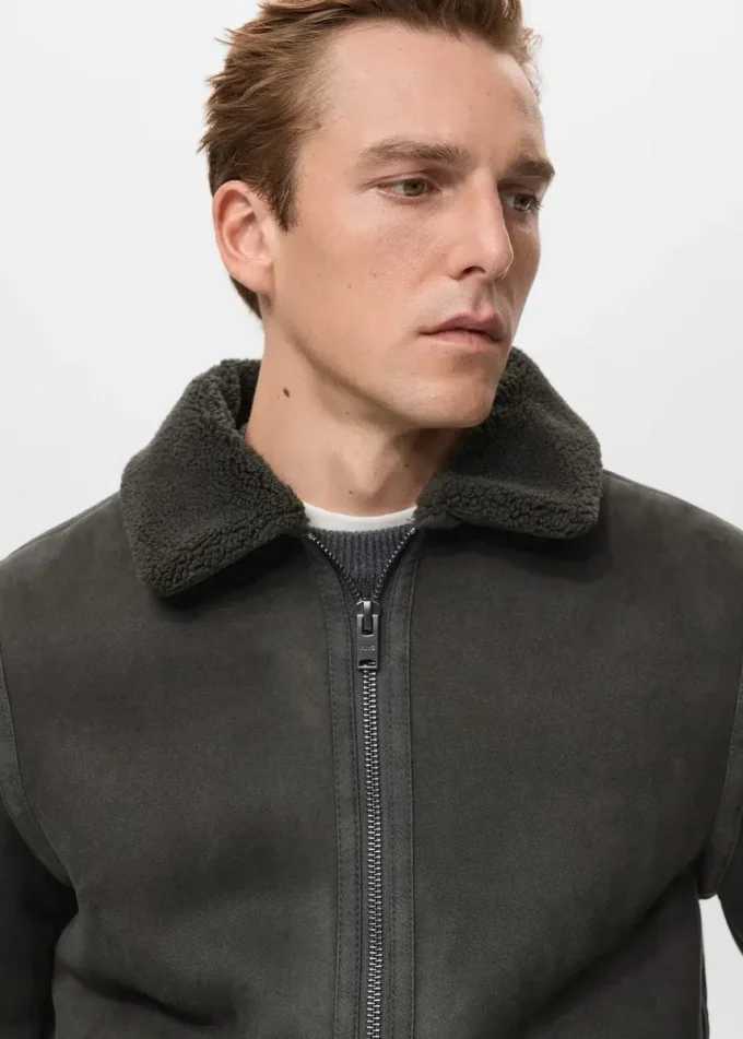 Giacca double face con dettagli in montone Giacca double face con dettagli in montone