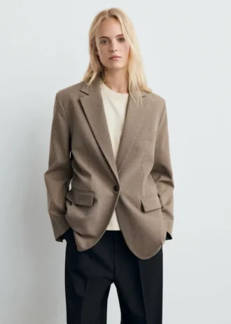 Giacca dritta con tasche con patta