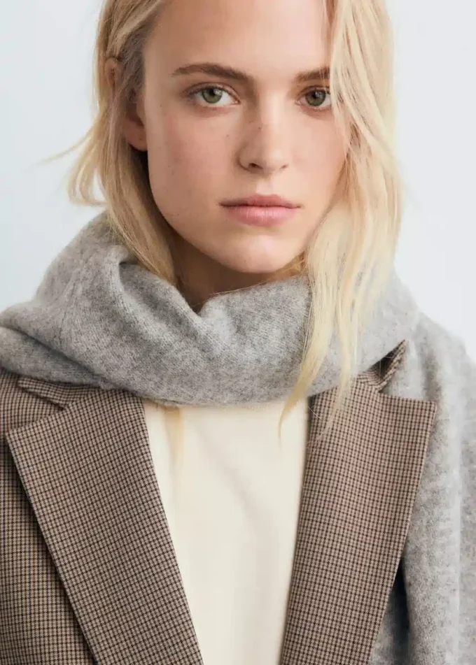 Giacca dritta con tasche con patta Giacca dritta con tasche con patta