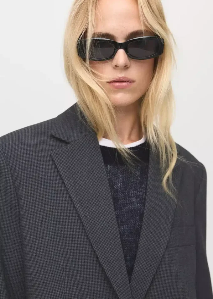 Giacca dritta con tasche con patta Giacca dritta con tasche con patta