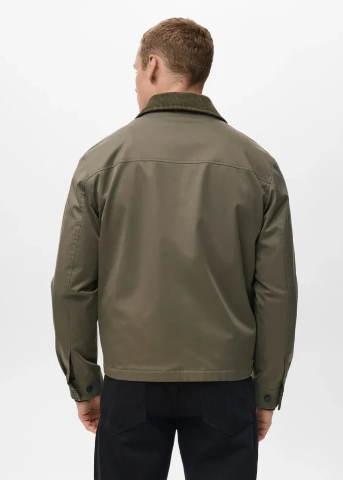 Giacca idrorepellente con collo in velluto a coste Giacca idrorepellente con collo in velluto a coste