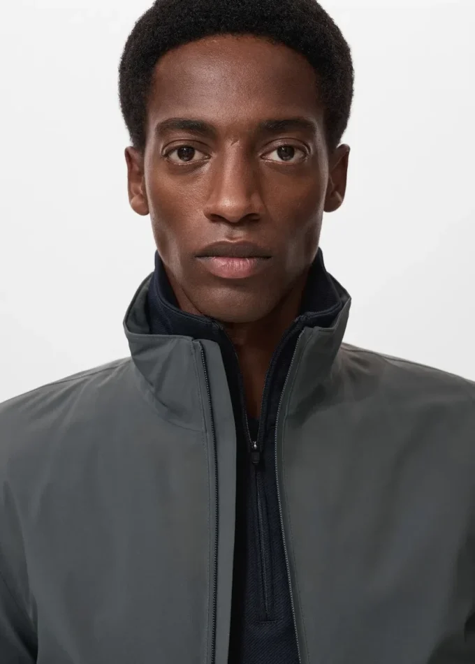 Giacca idrorepellente ripiegabile con imbottitura Thermolite® Giacca idrorepellente ripiegabile con imbottitura Thermolite®