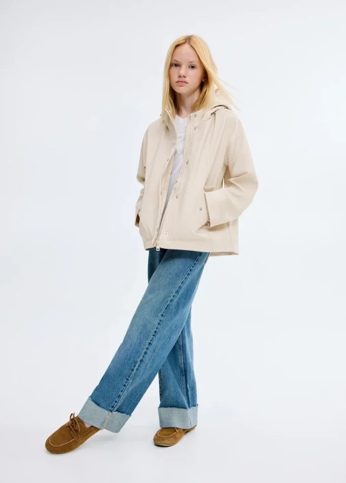 Giacca impermeabile con cappuccio Giacca impermeabile con cappuccio