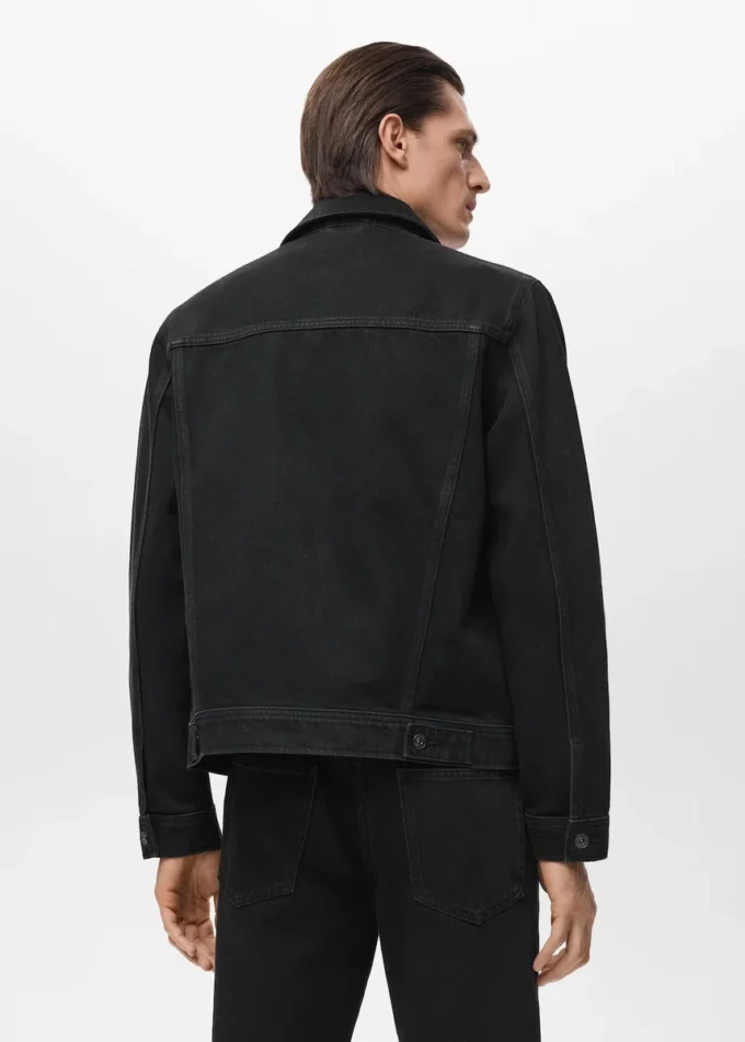 Giacca in denim con tasche Giacca in denim con tasche