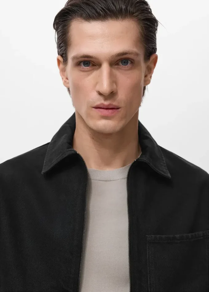 Giacca in denim con tasche Giacca in denim con tasche