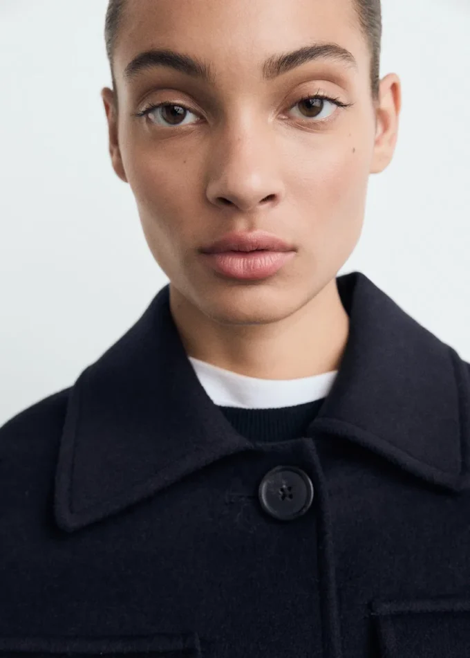 Giacca in lana con tasche Giacca in lana con tasche