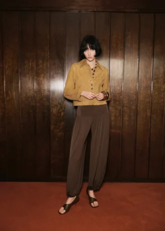 Giacca in pelle scamosciata con bottoni