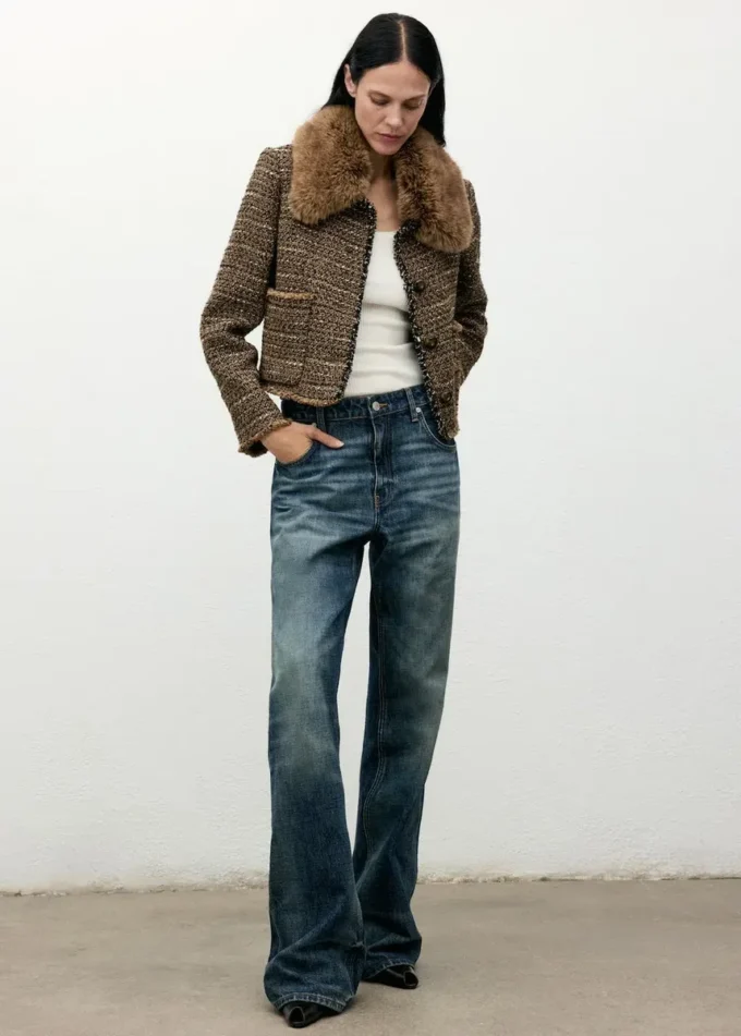 Giacca in tweed con collo in pelliccia Giacca in tweed con collo in pelliccia