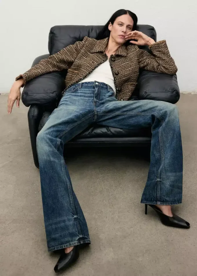 Giacca in tweed con collo in pelliccia Giacca in tweed con collo in pelliccia