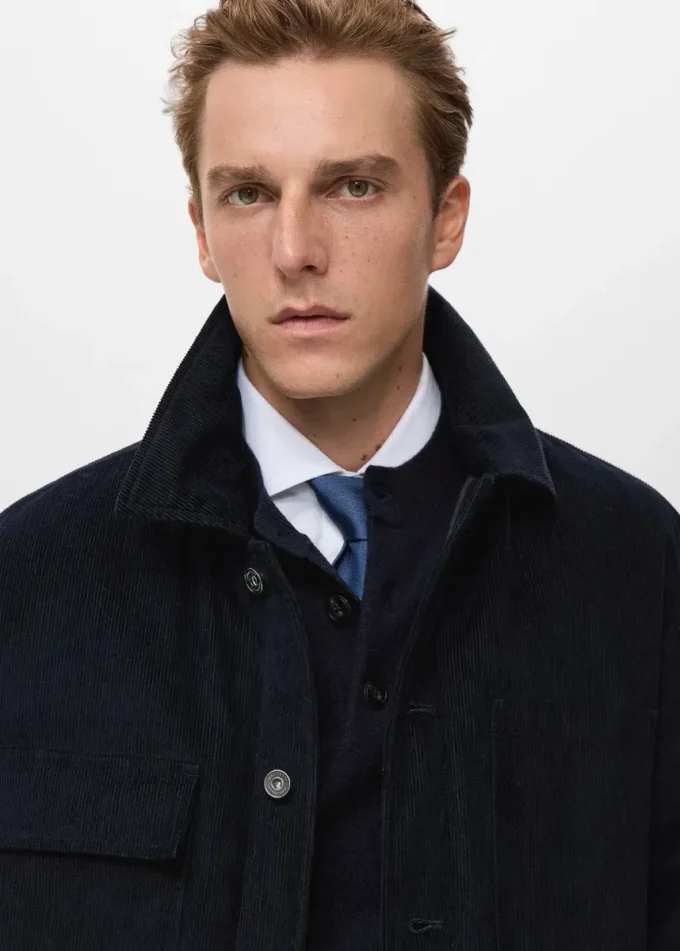 Giacca in velluto a coste con tasche Giacca in velluto a coste con tasche