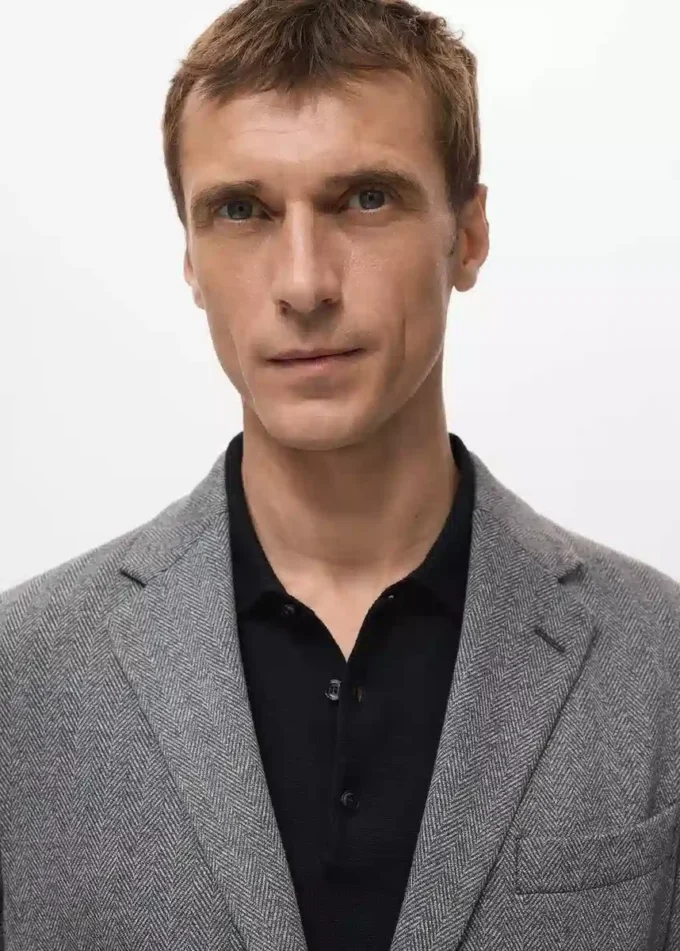 Giacca slim fit su misura con motivo a spina di pesce Giacca slim fit su misura con motivo a spina di pesce