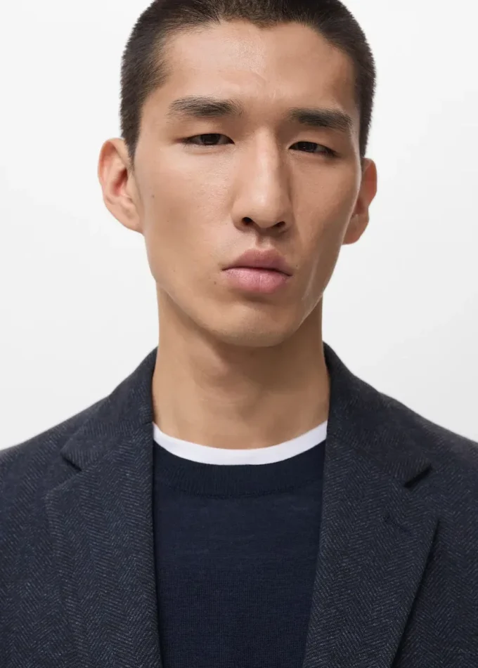 Giacca slim fit su misura con motivo a spina di pesce Giacca slim fit su misura con motivo a spina di pesce