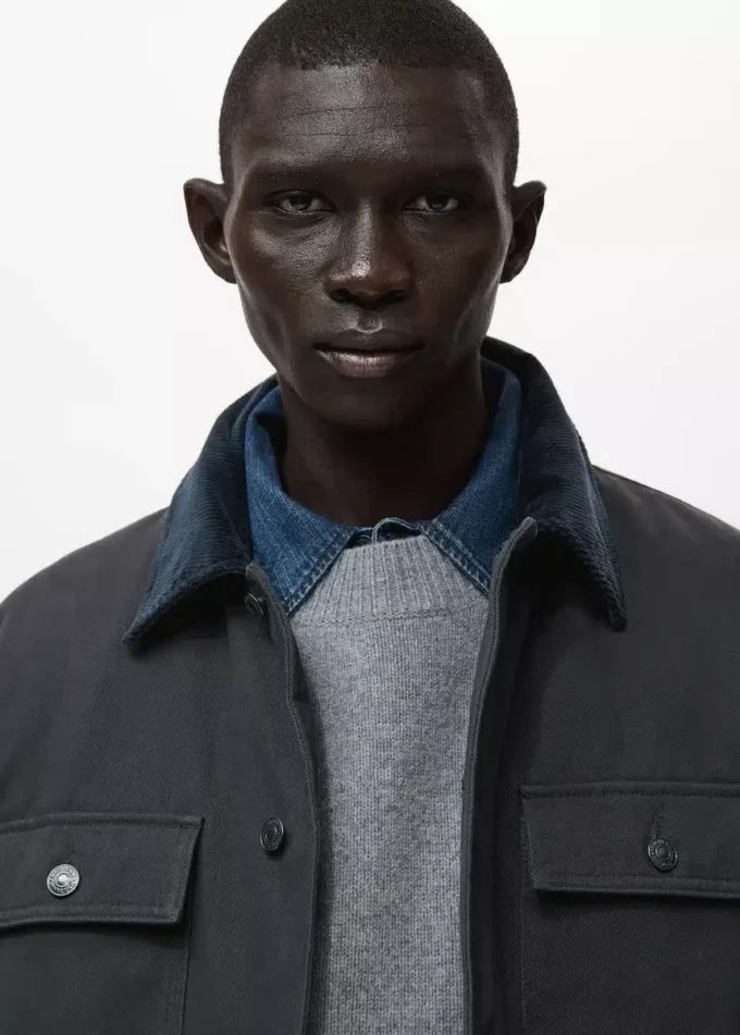 Giacca trapuntata con collo in velluto a coste Giacca trapuntata con collo in velluto a coste