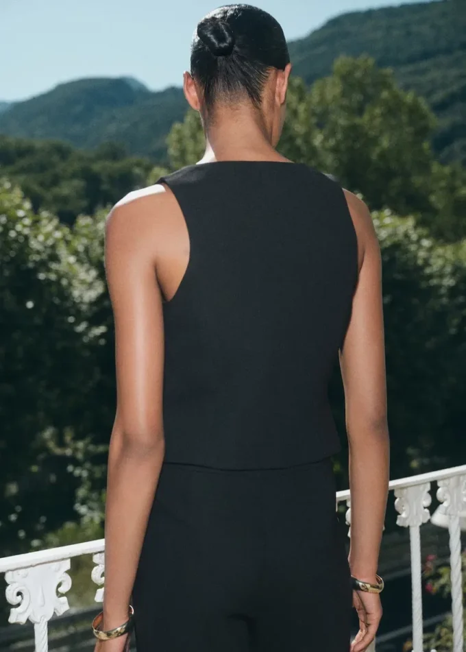 Gilet con bottoni Gilet con bottoni