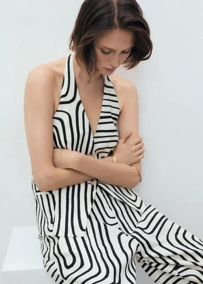 Gilet in lino con stampa geometrica