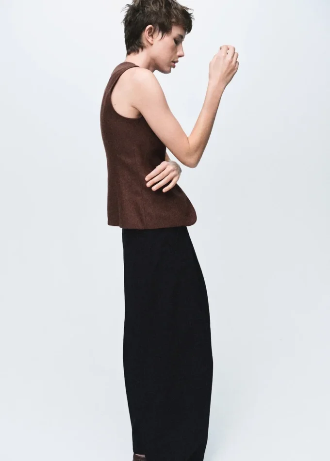 Gilet in misto lana con bottoni Gilet in misto lana con bottoni