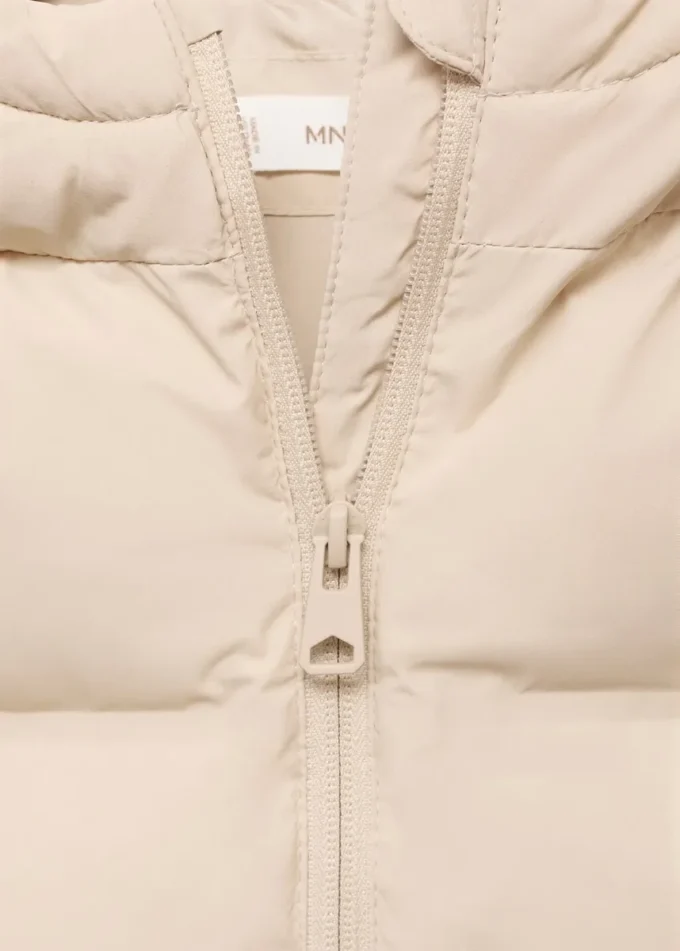 Gilet lungo con cappuccio Gilet lungo con cappuccio