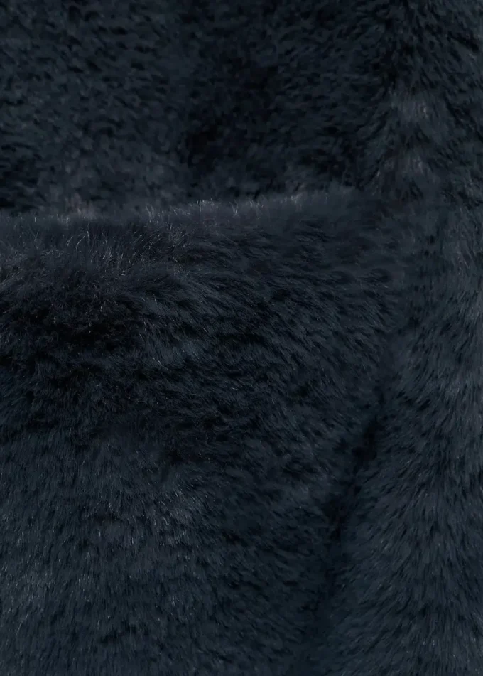 Gilet mantella effetto pelliccia Gilet mantella effetto pelliccia