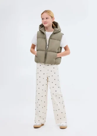 Gilet trapuntato con cappuccio