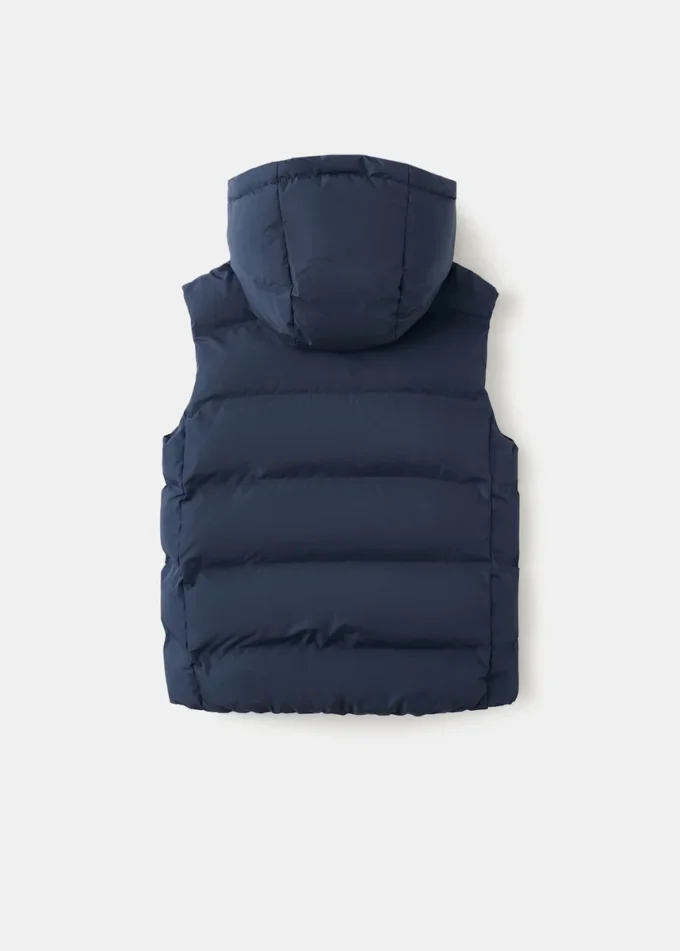 Gilet trapuntato con cappuccio Gilet trapuntato con cappuccio