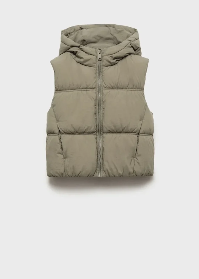 Gilet trapuntato con cappuccio Gilet trapuntato con cappuccio