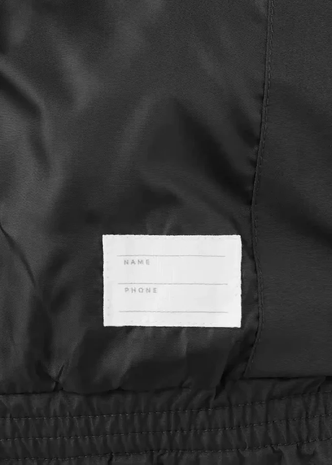 Gilet trapuntato con cappuccio Gilet trapuntato con cappuccio