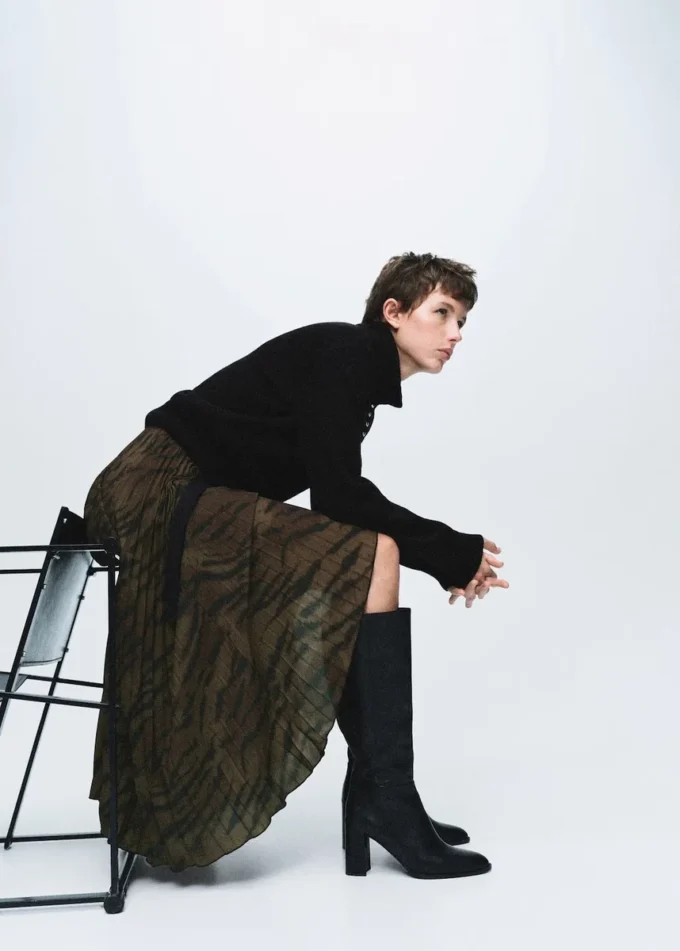 Gonna a pieghe con cintura