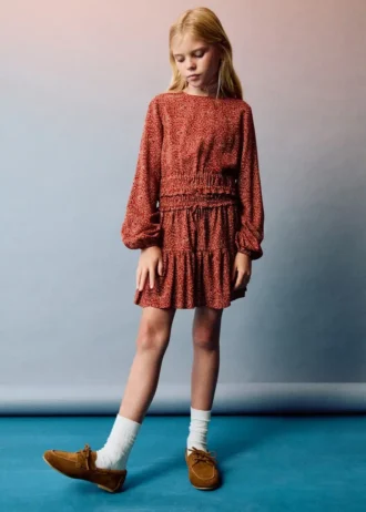 gonna corta stampata 2 330x462 - Camicetta con maniche a sbuffo stampate