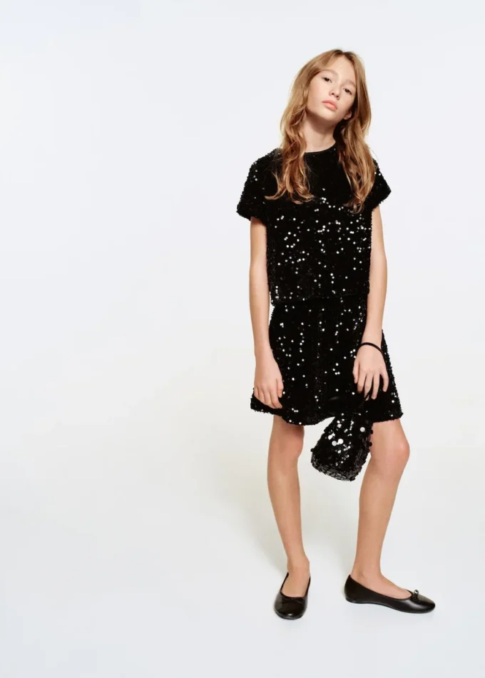 Gonna svasata con paillettes Gonna svasata con paillettes