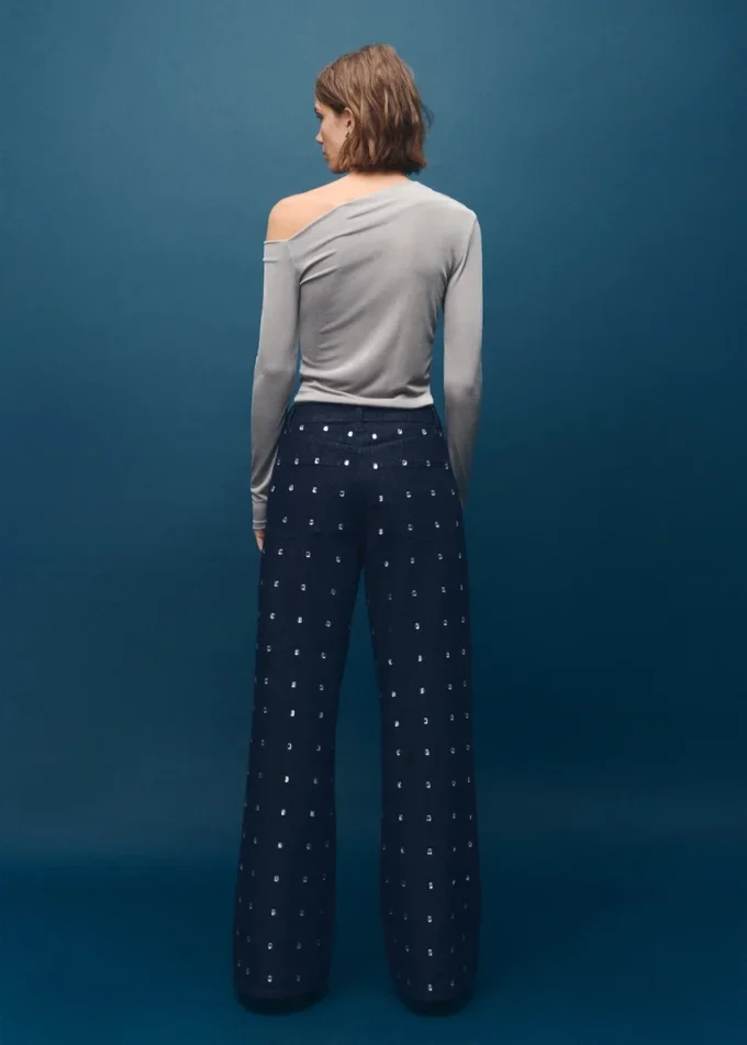 Jeans a gamba larga con cristalli Jeans a gamba larga con cristalli