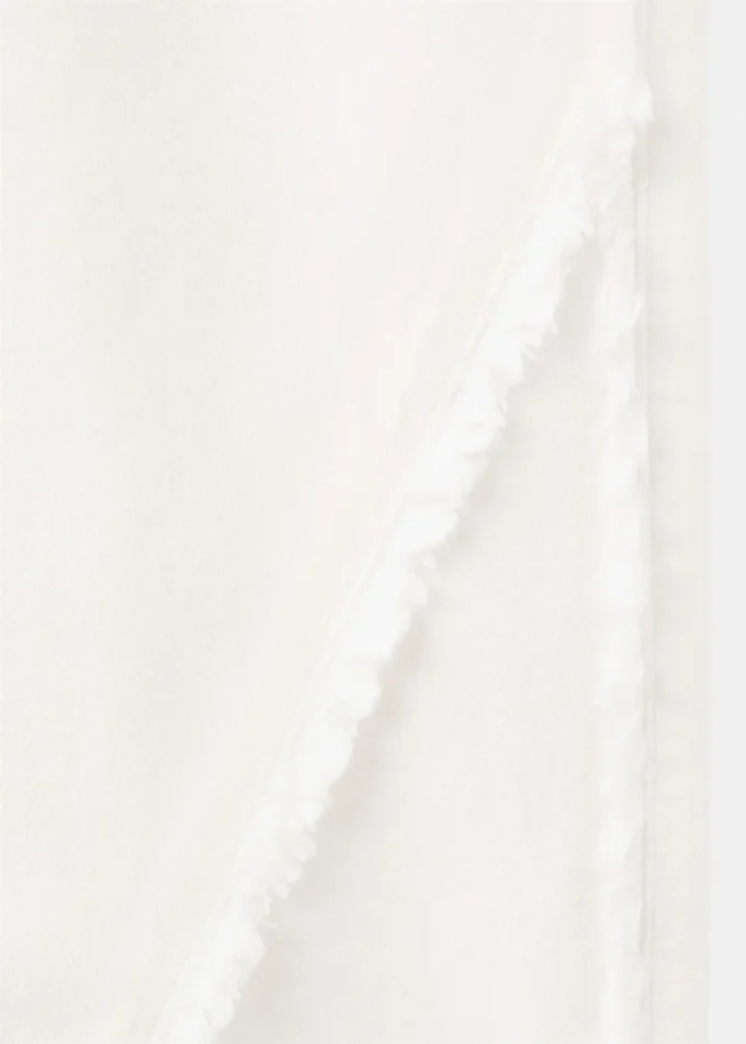 Jeans a gamba larga con cuciture decorative