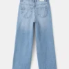 Jeans a gamba larga con orlo sfrangiato Jeans a gamba larga con orlo sfrangiato
