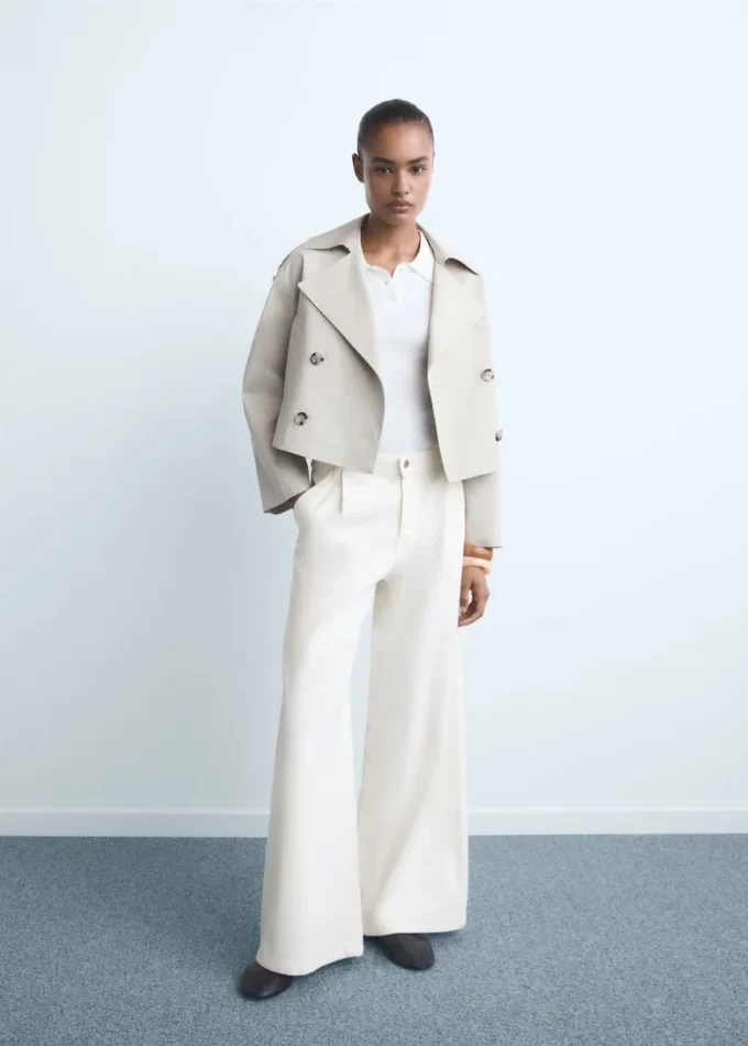 Jeans a gamba larga con piega Jeans a gamba larga con piega