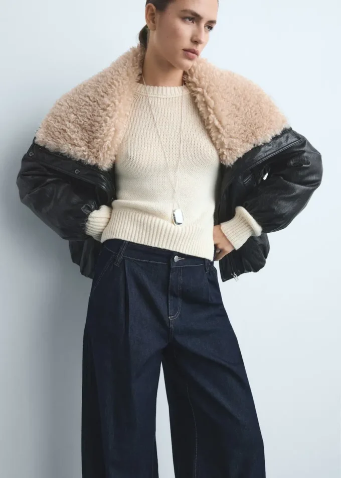 Jeans a gamba larga con piega Jeans a gamba larga con piega