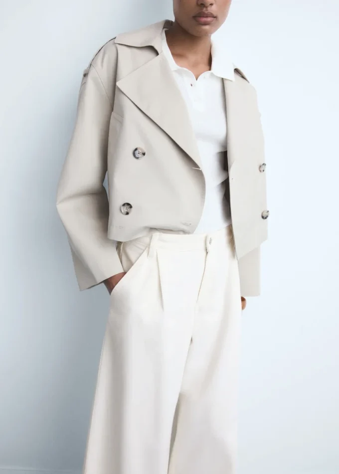 Jeans a gamba larga con piega Jeans a gamba larga con piega