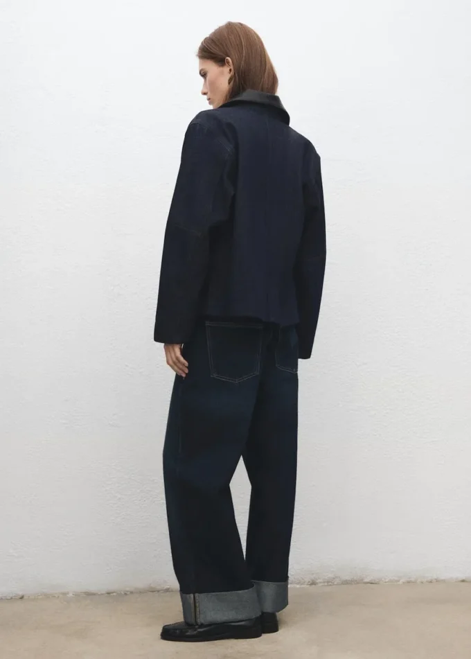 Jeans a gamba larga con risvolto