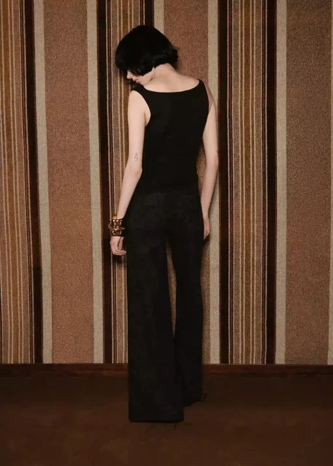 Jeans a gamba larga con stampa paisley Jeans a gamba larga con stampa paisley