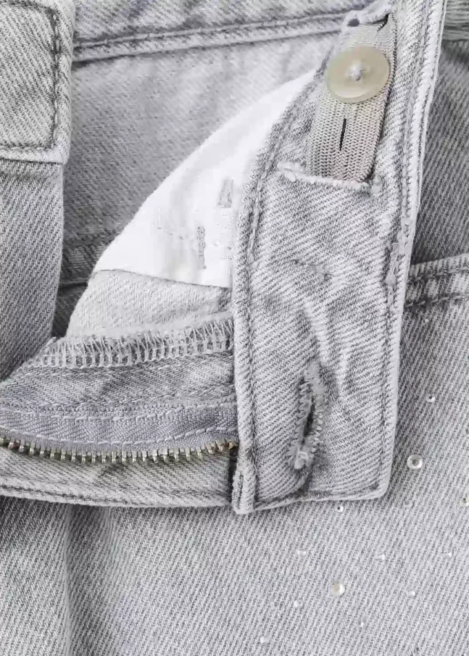 Jeans a gamba larga con strass