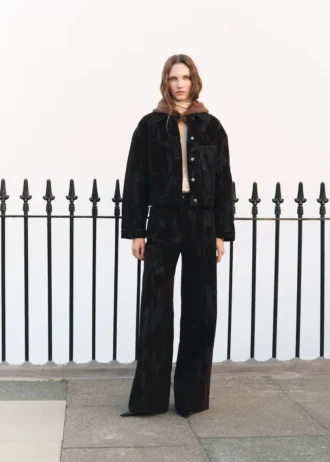 Jeans a gamba larga in tessuto devoré