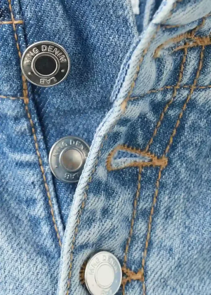 Jeans a vita alta Jeans a vita alta