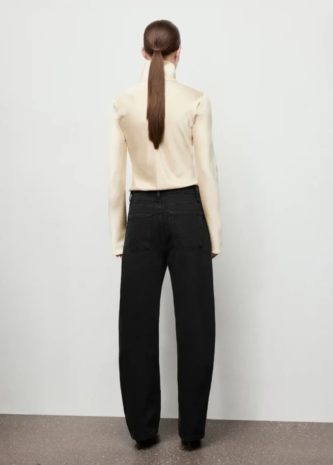 Jeans a vita alta Jeans a vita alta