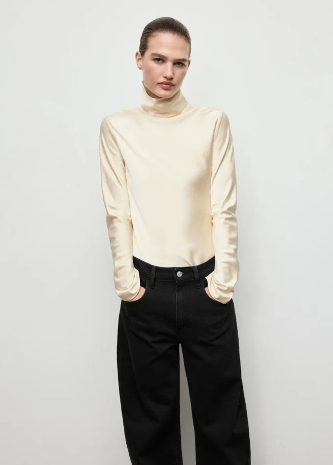 Jeans a vita alta Jeans a vita alta