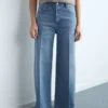 Jeans a vita alta e gamba larga