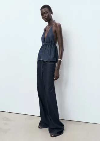 Jeans a vita bassa e gamba larga