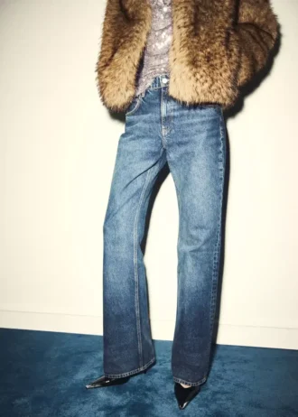 Jeans a vita bassa svasati