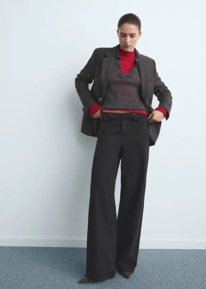 Jeans a vita media con gamba larga Jeans a vita media con gamba larga