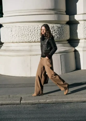 Jeans a vita media, vestibilità ampia e gamba larga Jeans a vita media, vestibilità ampia e gamba larga