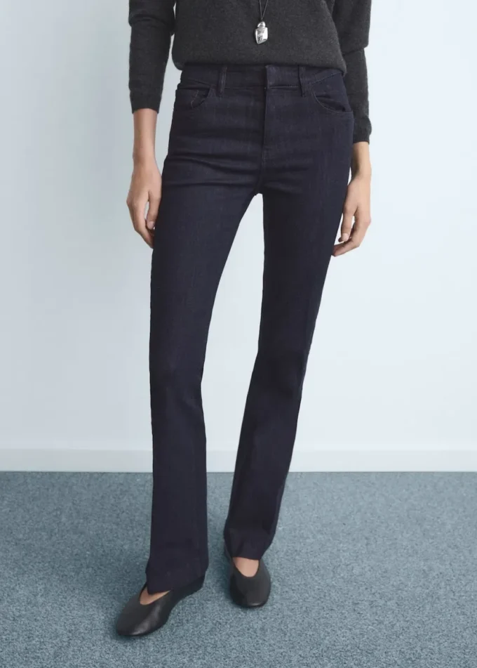 Jeans a zampa media con lavaggio rinse Jeans a zampa media con lavaggio rinse