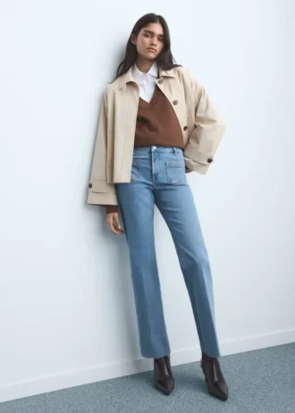 Jeans cropped svasati con tasche